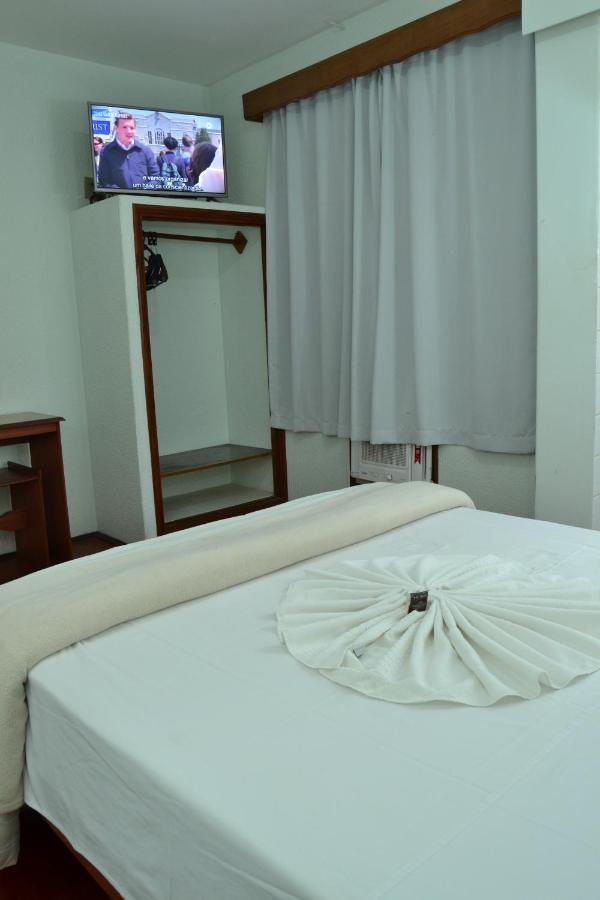 Hotel Dias - By Up Hotel Pouso Alegre Ngoại thất bức ảnh